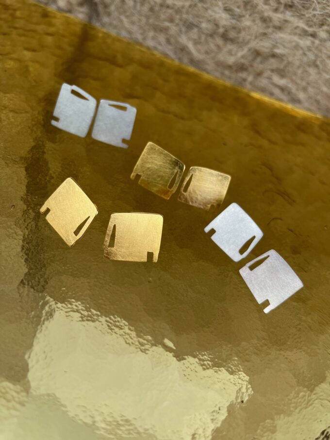 MASK - EARRING ( 2 MATERIALS)