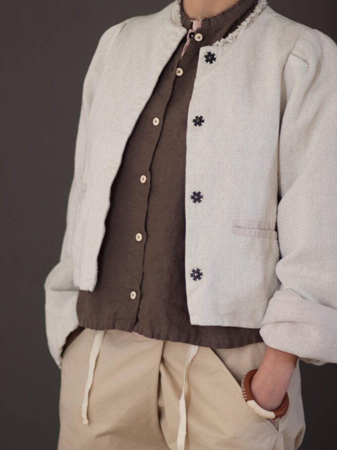 CARL- COTTON LINEN CANVAS