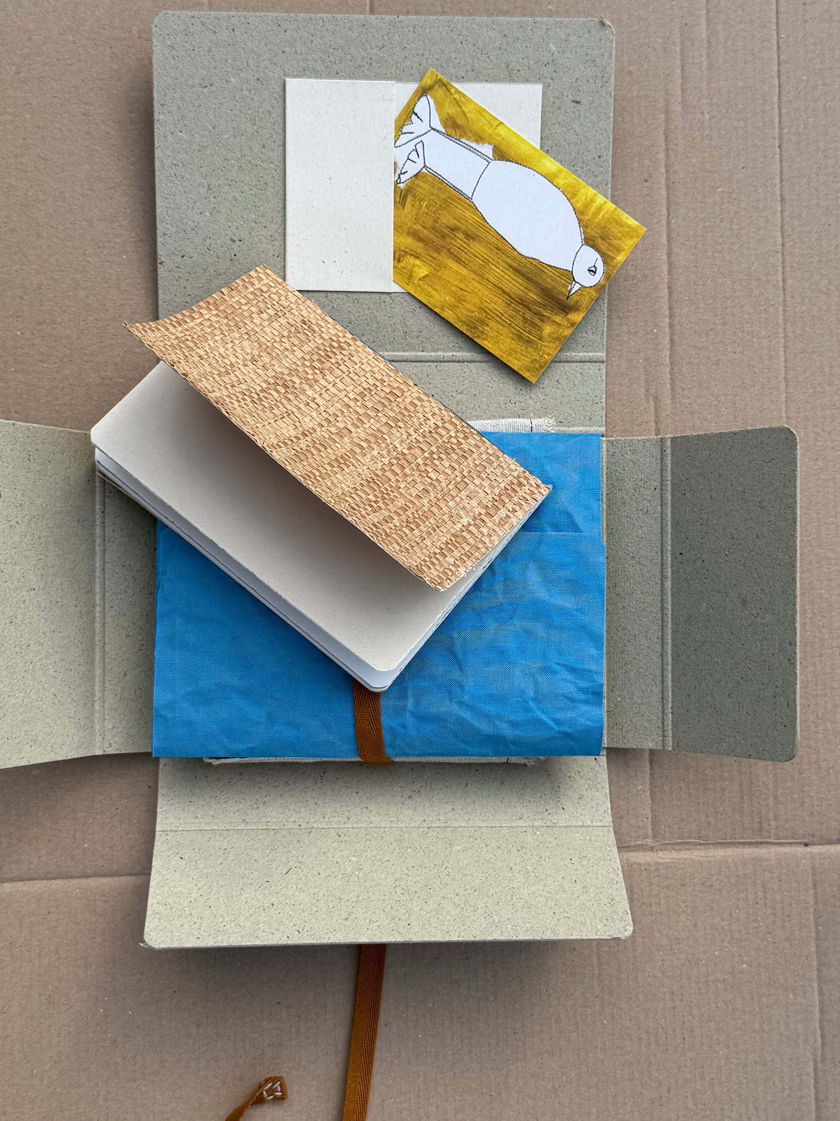 POCKET ART by Zora x FANT x Sukha (3 COLORS)