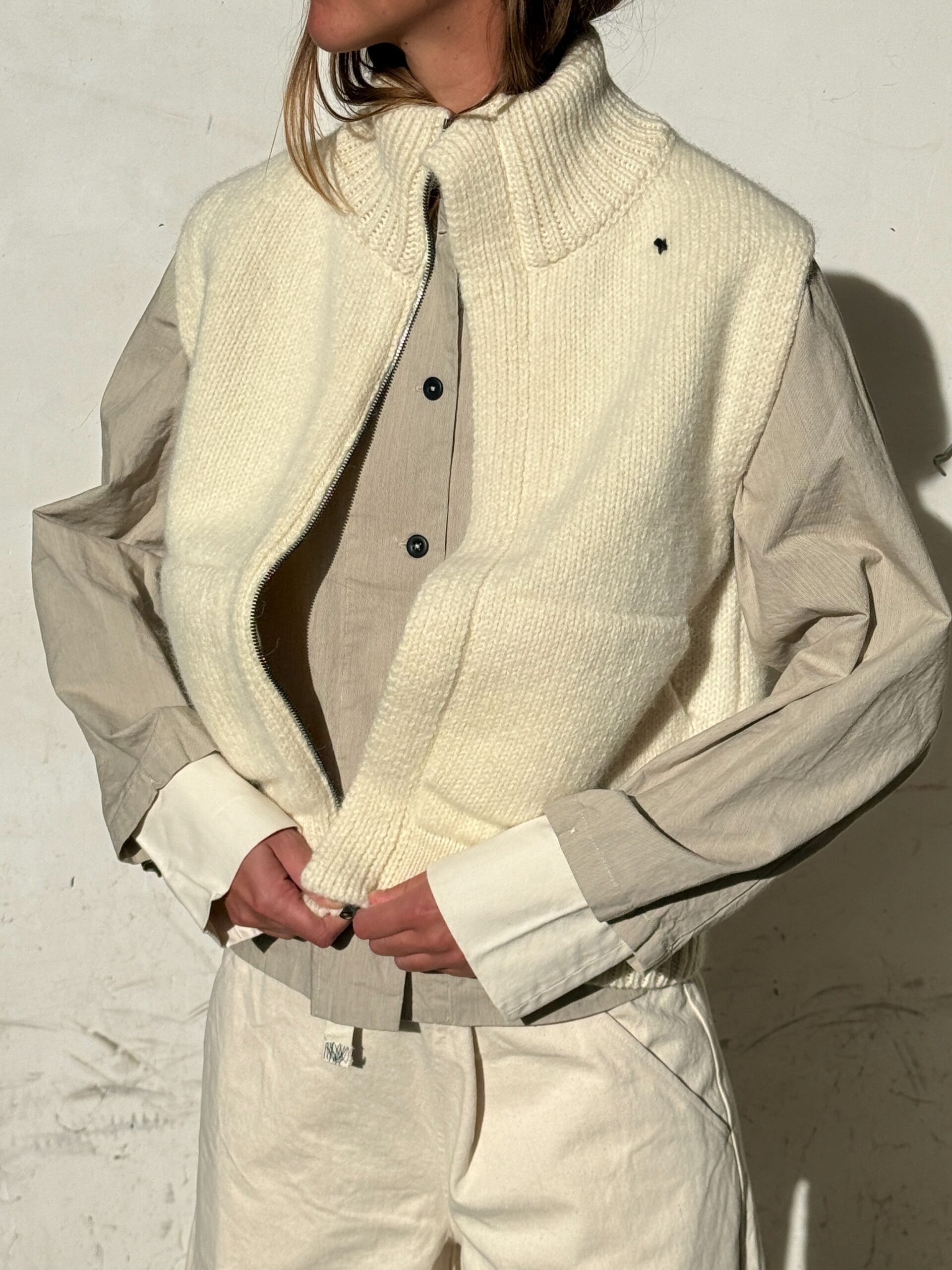 RIET - VEST ( 2 COLORS)